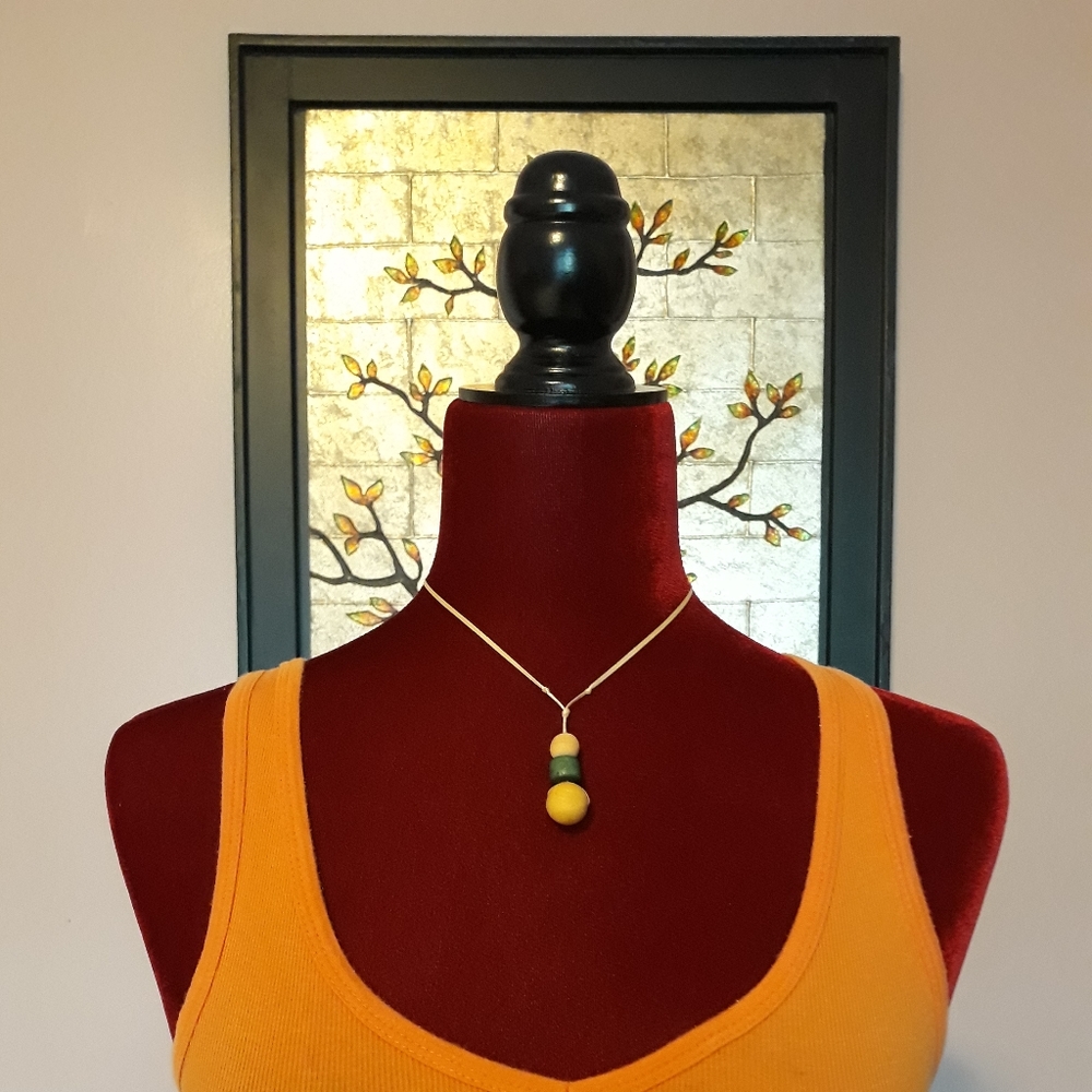 Necklaces - Picture 4 of 12